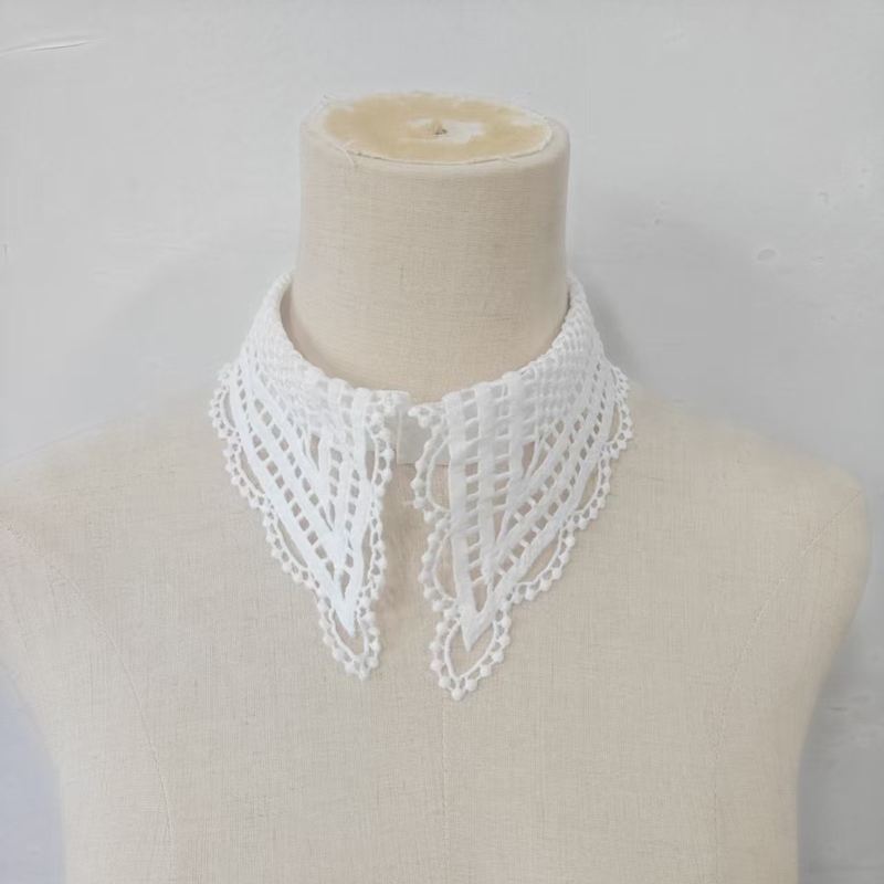Lady White Ruffled False Colla - Shirts 评论和价格